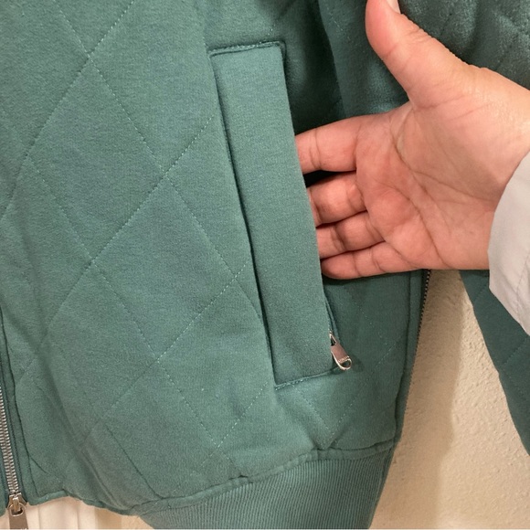 Athleta Women Jacket M Retroplush Bomber Jacket Teal Full Zip Up Quilted Green - Picture 7 of 16